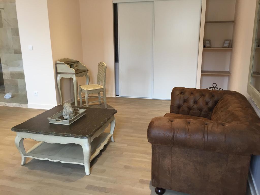 Le Cara Caliel 2G Apartman Beaune Szoba fotó